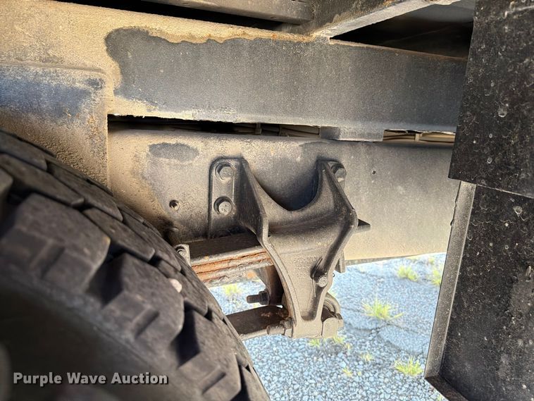 image for item DV8575 2013 International 4300 bucket truck