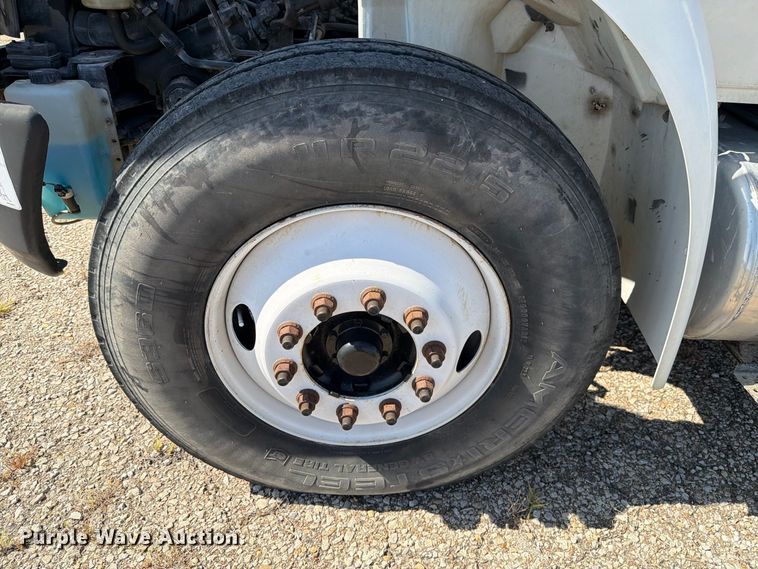 image for item DV8575 2013 International 4300 bucket truck
