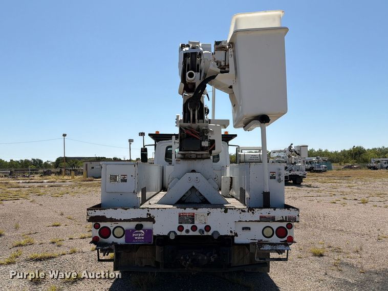 image for item DV8576 2012 International 4300 bucket truck