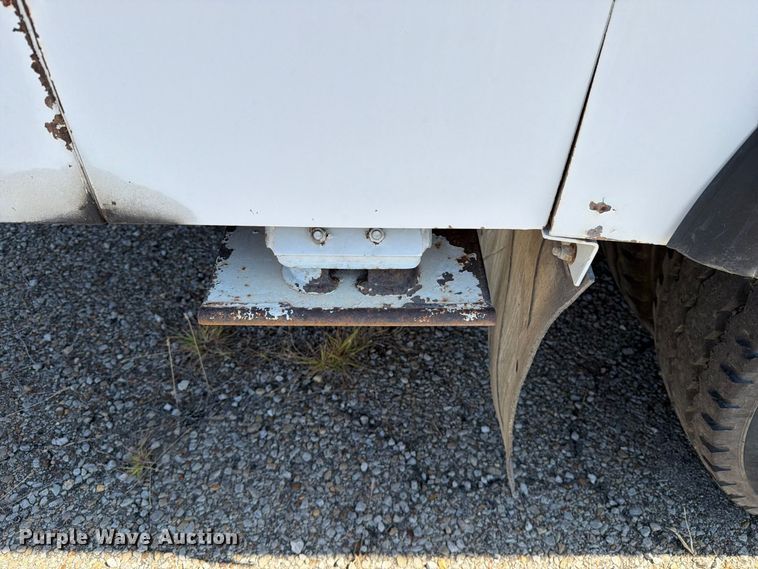 image for item DV8576 2012 International 4300 bucket truck