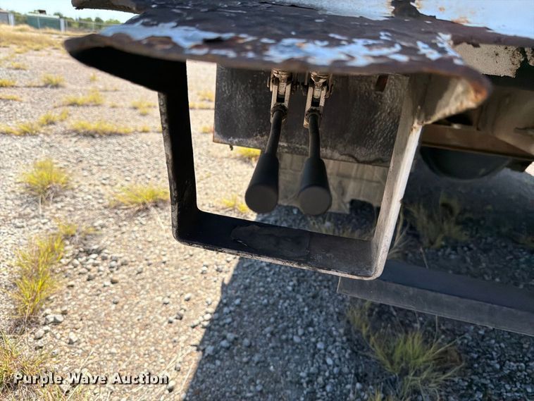 image for item DV8576 2012 International 4300 bucket truck