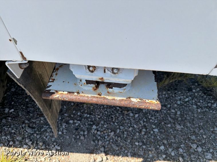image for item DV8576 2012 International 4300 bucket truck