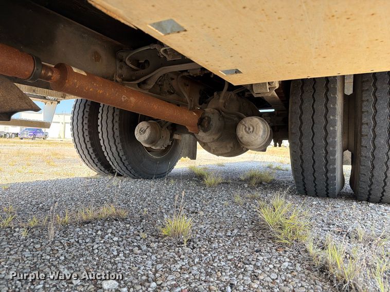 image for item DV8576 2012 International 4300 bucket truck