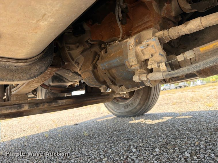 image for item DV8576 2012 International 4300 bucket truck