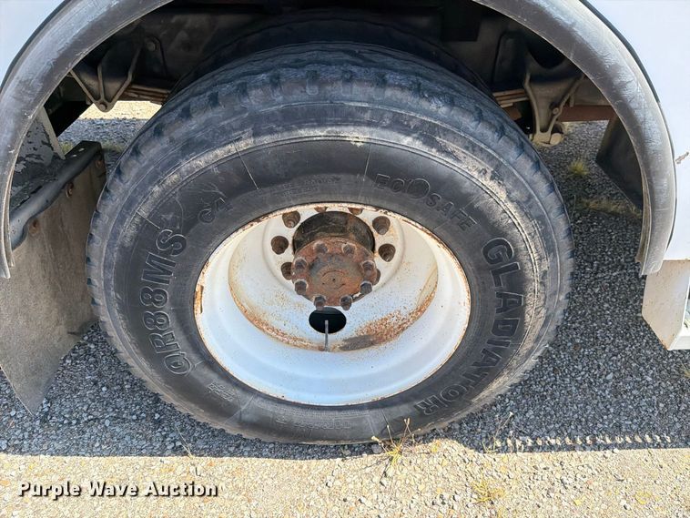 image for item DV8576 2012 International 4300 bucket truck