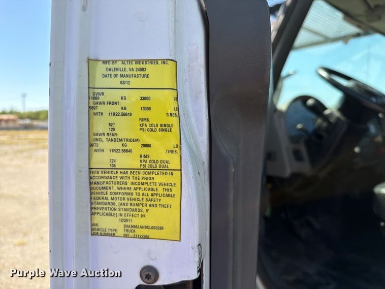 image for item DV8576 2012 International 4300 bucket truck