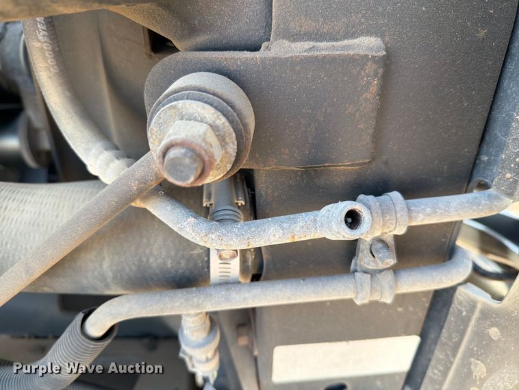 image for item DV8577 2009 International 4300 digger derrick truck