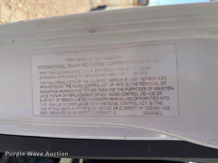 image for item DV8577 2009 International 4300 digger derrick truck