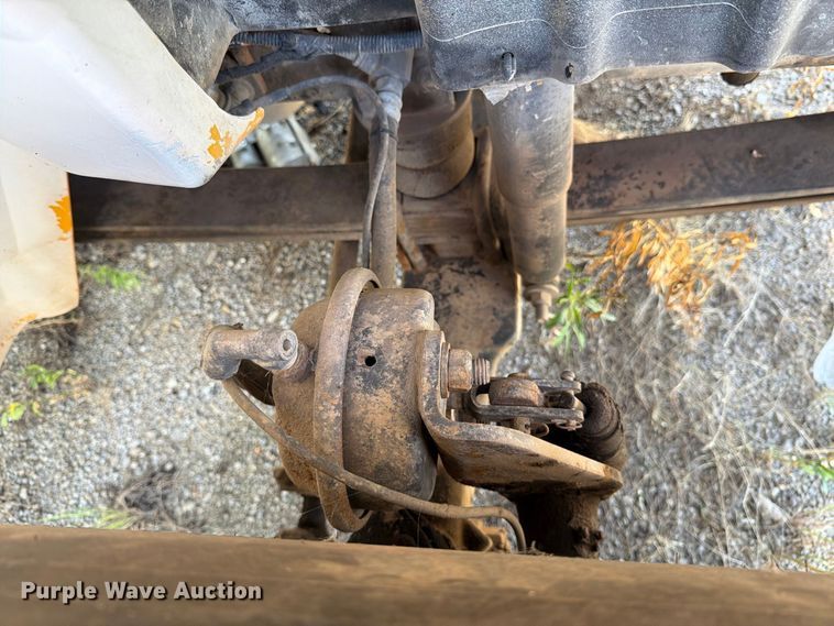 image for item DV8578 2006 International 4300 digger derrick truck