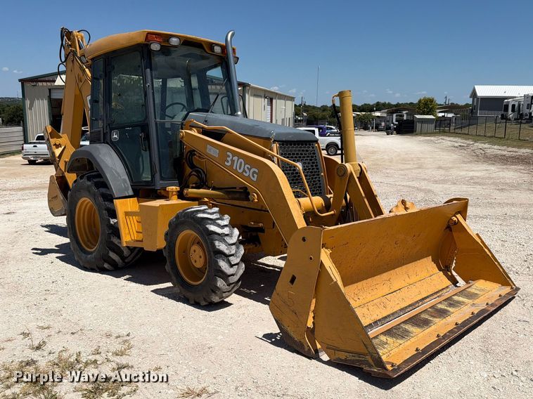 image for item DV8579 2005 John Deere 310SG backhoe