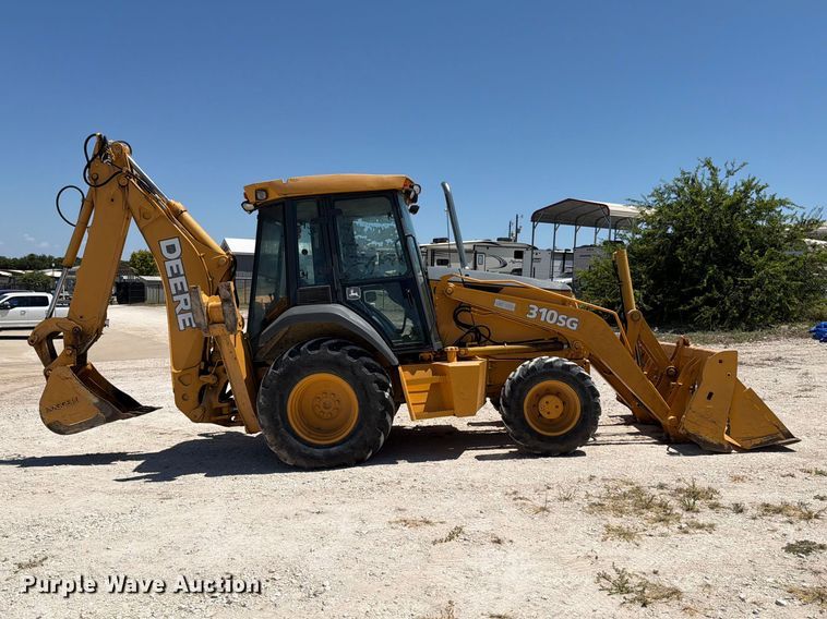 image for item DV8579 2005 John Deere 310SG backhoe