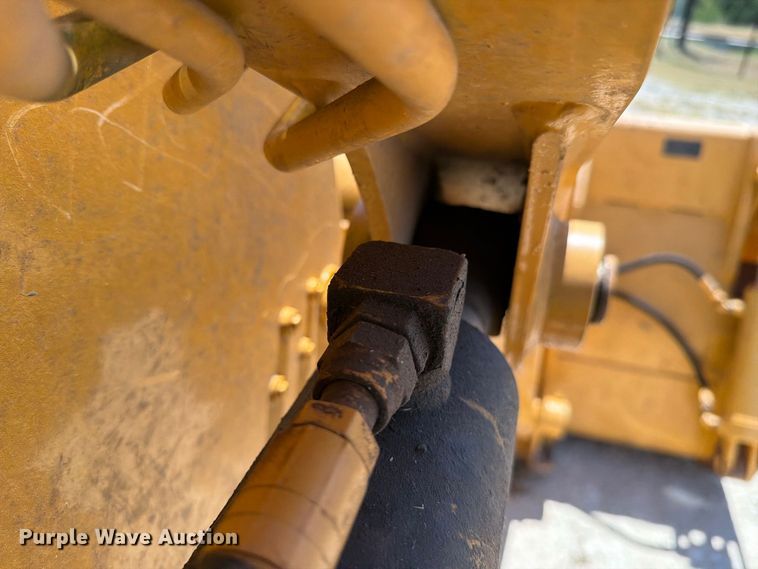 image for item DV8579 2005 John Deere 310SG backhoe