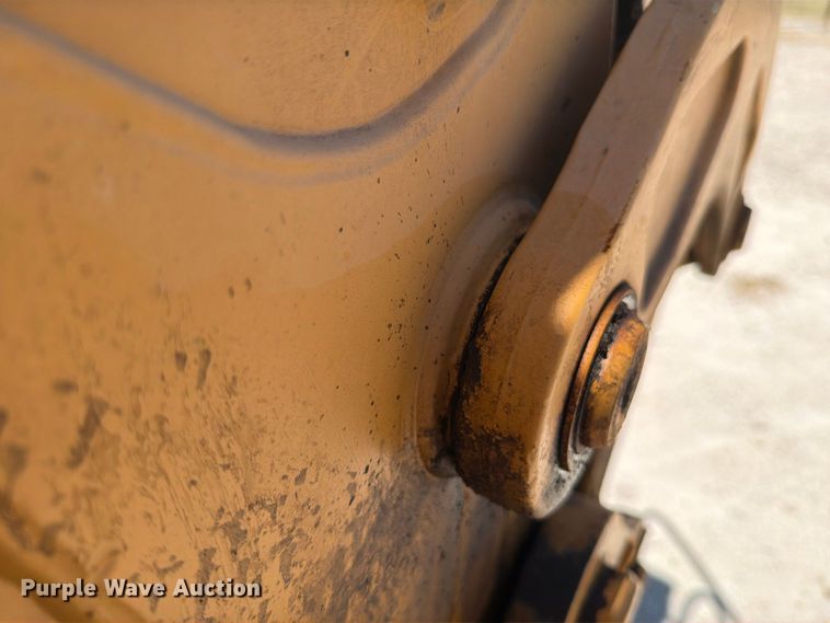 image for item DV8579 2005 John Deere 310SG backhoe