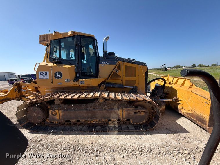 image for item DV8580 2018 John Deere 850K WLT dozer