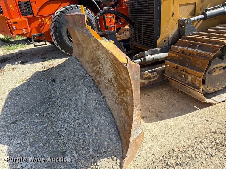 image for item DV8580 2018 John Deere 850K WLT dozer