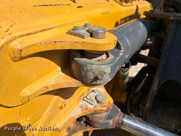 image for item DV8580 2018 John Deere 850K WLT dozer