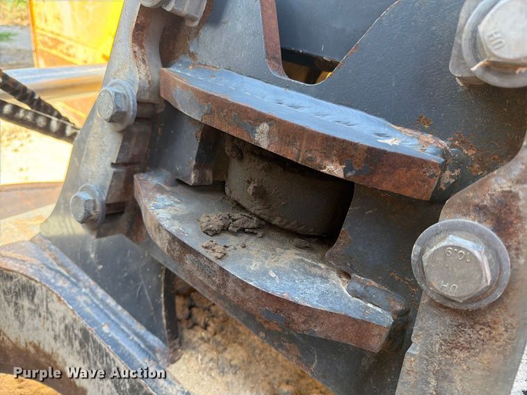 image for item DV8580 2018 John Deere 850K WLT dozer