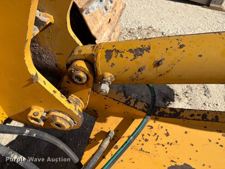 image for item DV8580 2018 John Deere 850K WLT dozer