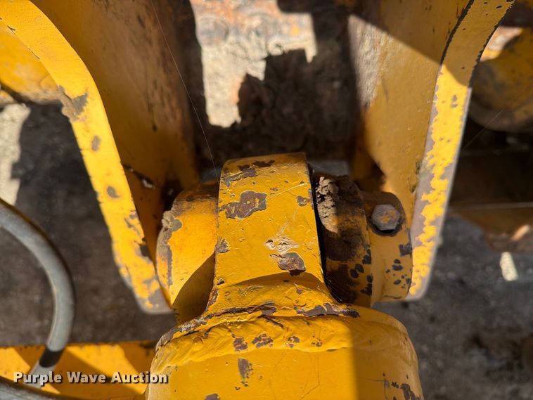 image for item DV8580 2018 John Deere 850K WLT dozer