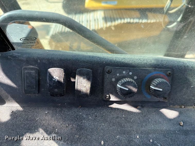image for item DV8580 2018 John Deere 850K WLT dozer