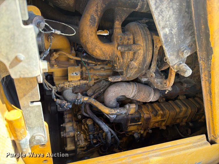 image for item DV8580 2018 John Deere 850K WLT dozer