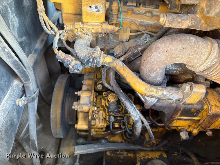 image for item DV8580 2018 John Deere 850K WLT dozer