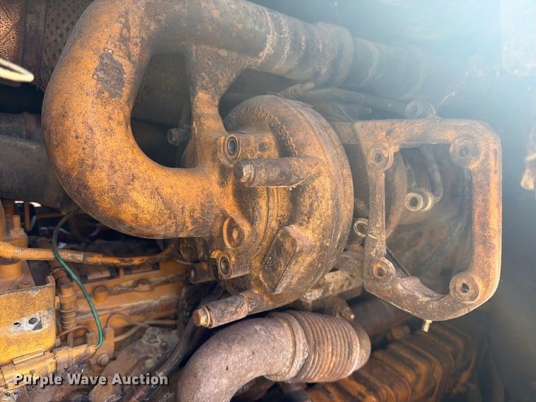 image for item DV8580 2018 John Deere 850K WLT dozer