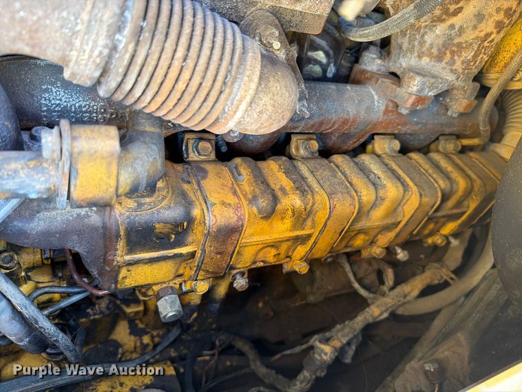 image for item DV8580 2018 John Deere 850K WLT dozer