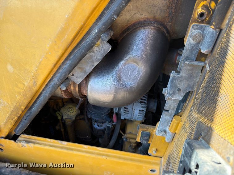 image for item DV8580 2018 John Deere 850K WLT dozer