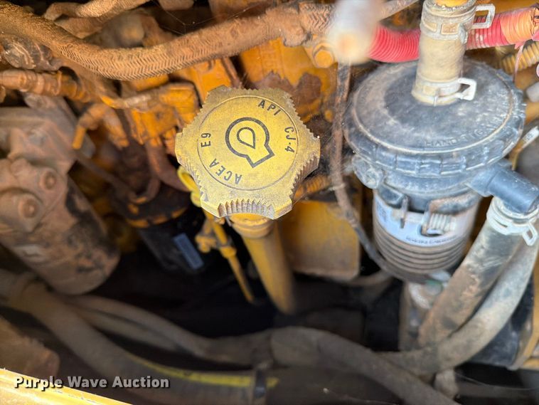image for item DV8580 2018 John Deere 850K WLT dozer