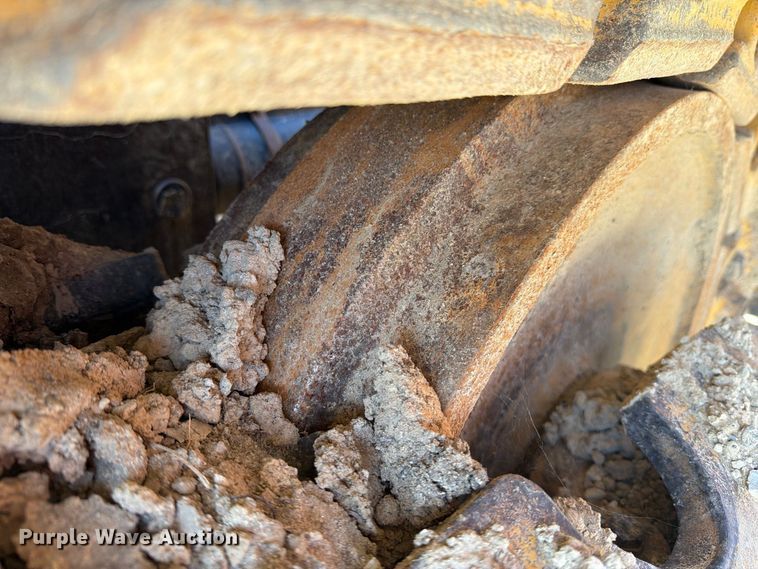 image for item DV8580 2018 John Deere 850K WLT dozer