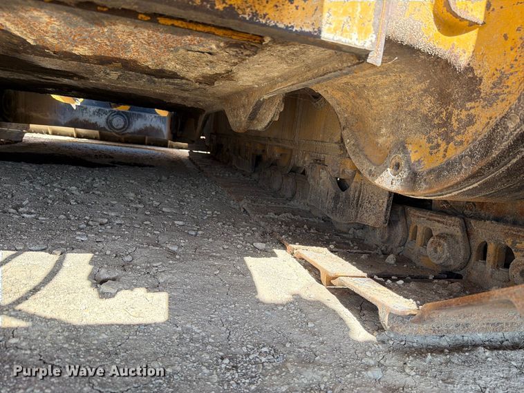 image for item DV8580 2018 John Deere 850K WLT dozer