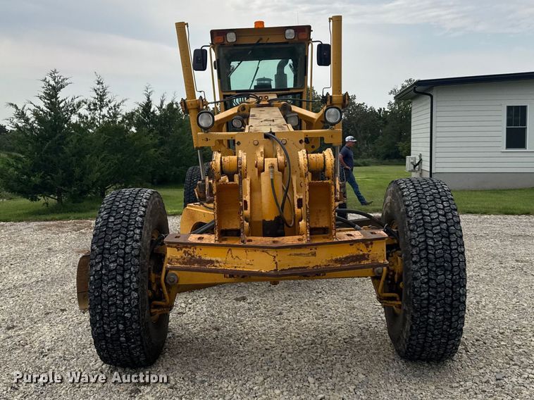 image for item DY3153 2000 John Deere 772CH motor grader