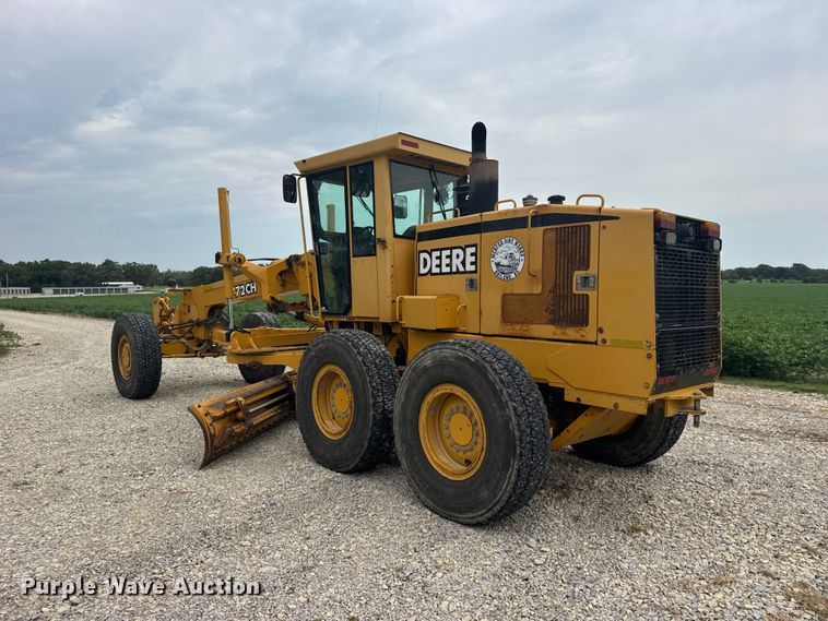 image for item DY3153 2000 John Deere 772CH motor grader