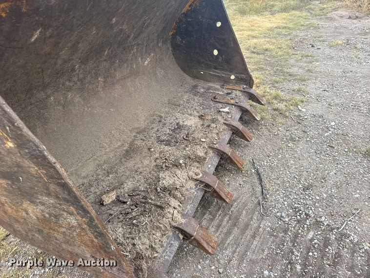 image for item DY3177 John Deere 450 track loader