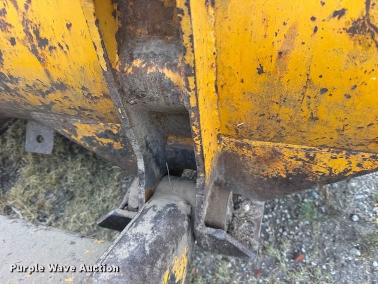image for item DY3177 John Deere 450 track loader