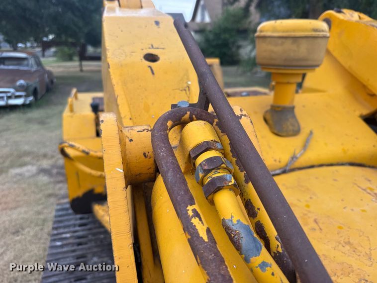 image for item DY3177 John Deere 450 track loader