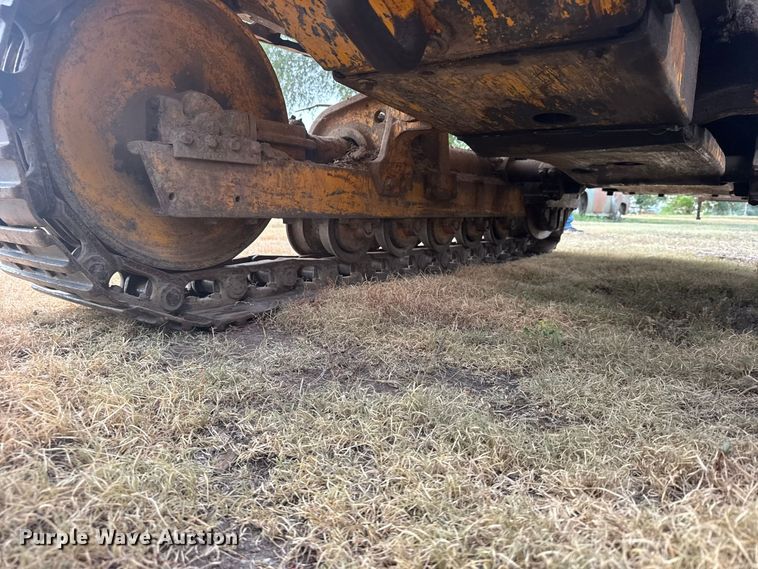 image for item DY3177 John Deere 450 track loader