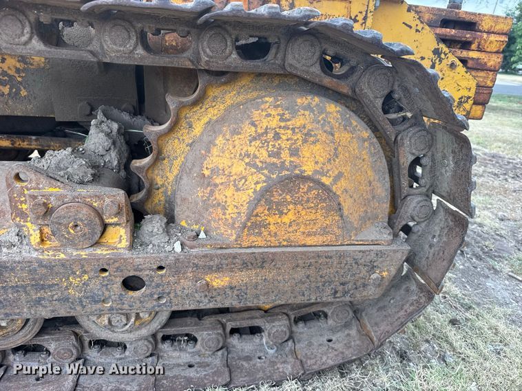 image for item DY3177 John Deere 450 track loader