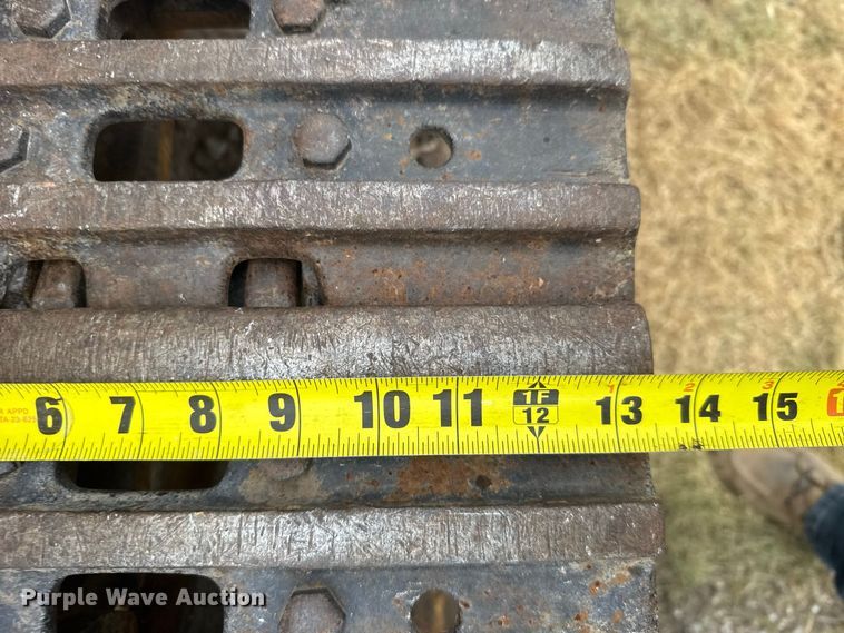 image for item DY3177 John Deere 450 track loader