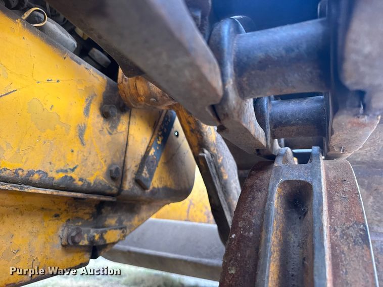 image for item DY3177 John Deere 450 track loader