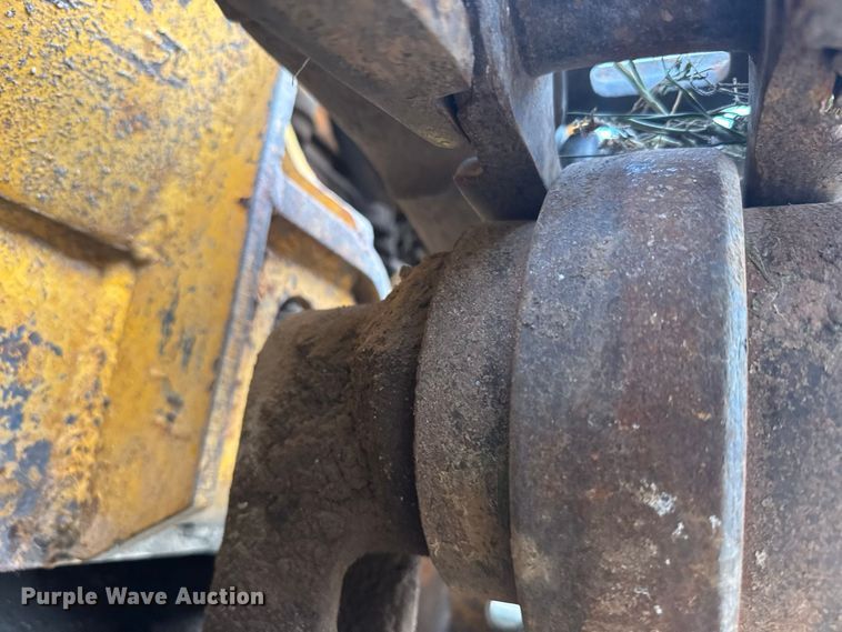 image for item DY3177 John Deere 450 track loader