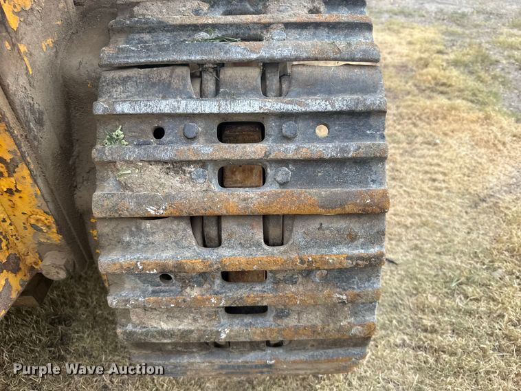 image for item DY3177 John Deere 450 track loader