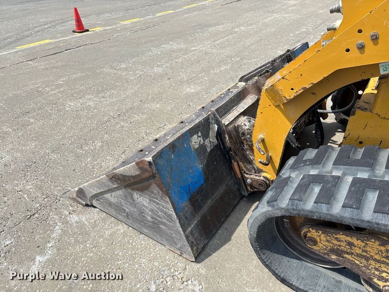image for item DZ4552 2022 Caterpillar 299D3 tracked skid steer loader