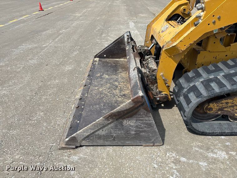 image for item DZ4552 2022 Caterpillar 299D3 tracked skid steer loader
