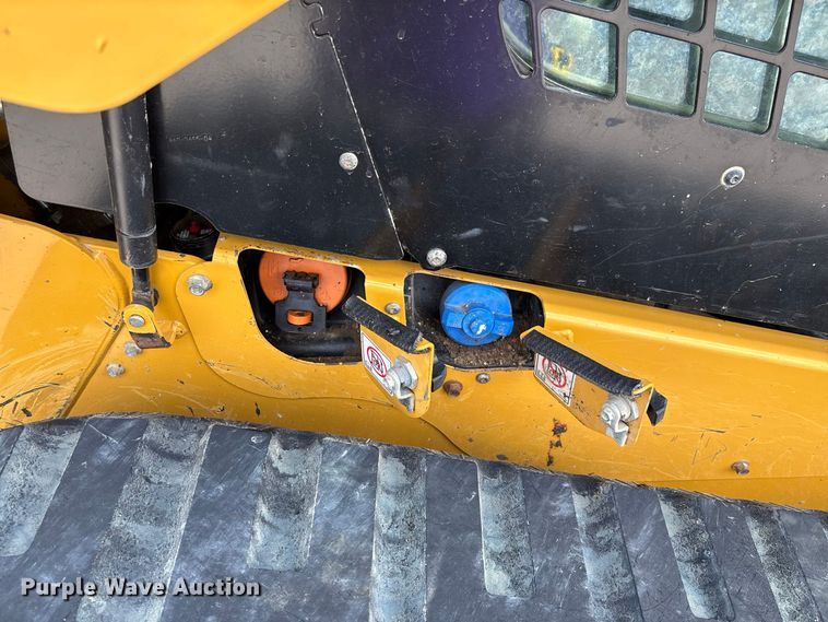 image for item DZ4552 2022 Caterpillar 299D3 tracked skid steer loader