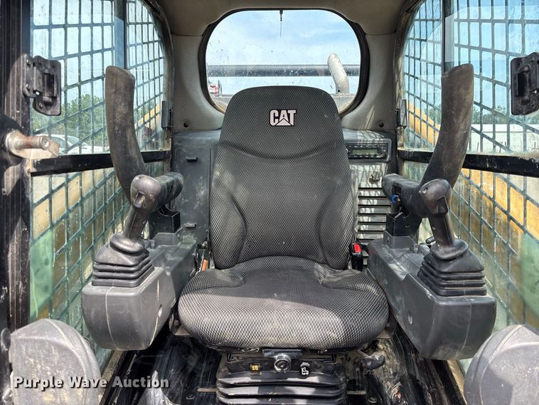 image for item DZ4552 2022 Caterpillar 299D3 tracked skid steer loader