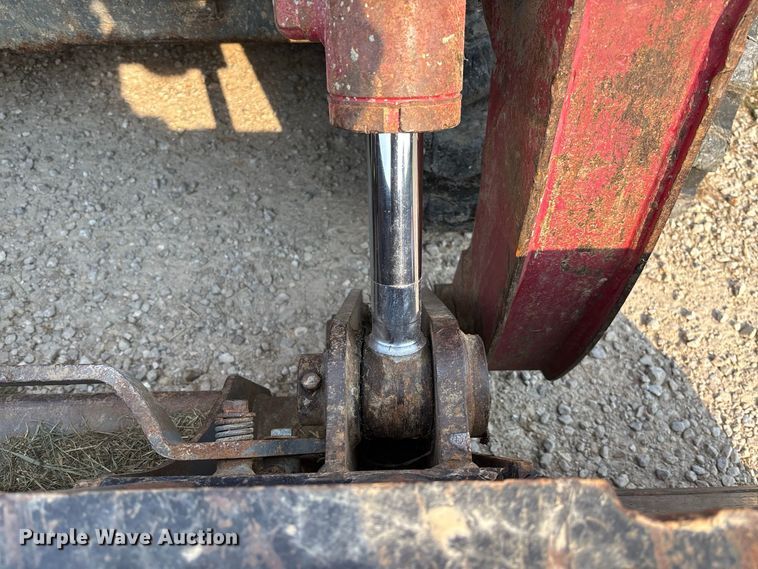 image for item DZ4567 2012 Takeuchi TL12 tracked skid steer loader