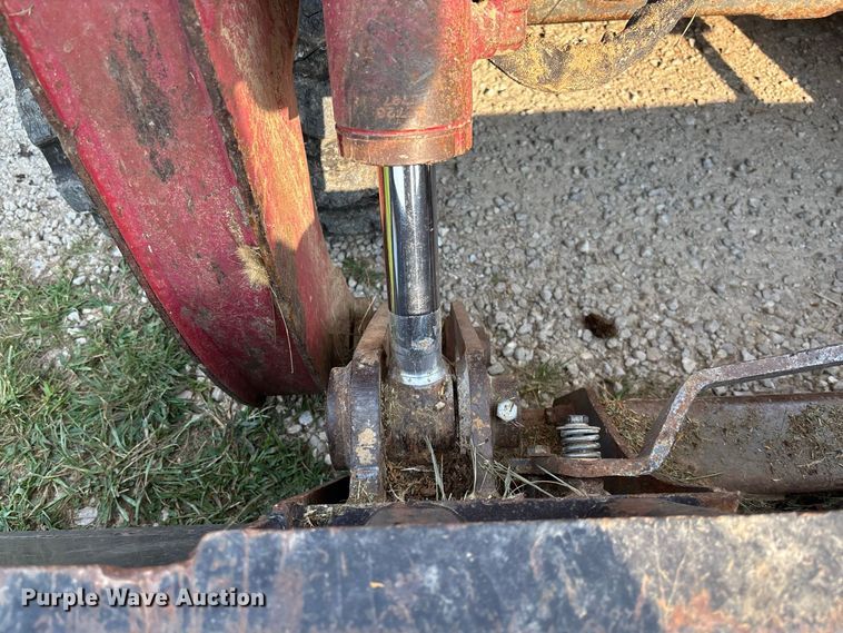 image for item DZ4567 2012 Takeuchi TL12 tracked skid steer loader