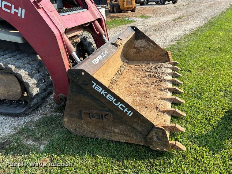 image for item DZ4567 2012 Takeuchi TL12 tracked skid steer loader